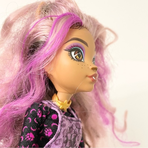 Monster High Clawdeen Wolf Fashion Doll - Picture 11 of 16